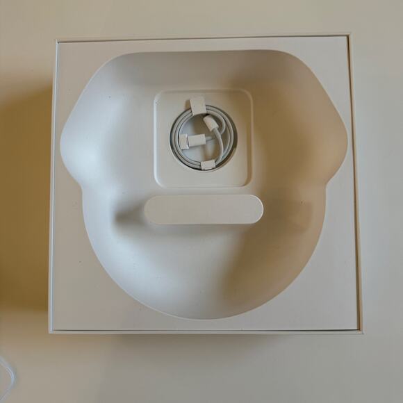 Apple Air Pods Max Smart Case in Box Extra Ear Cushions Travel Hard Case Black - Picture 4 of 10